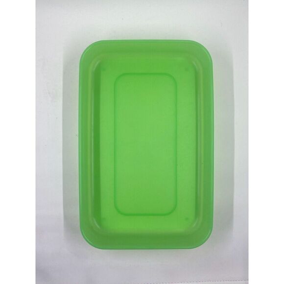 Tupperware Quadro Storage Containers (Set of 2) 6049, 6050 Green - Picture 7 of 7